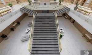 Митинский Дворец бракосочетания - лестница
